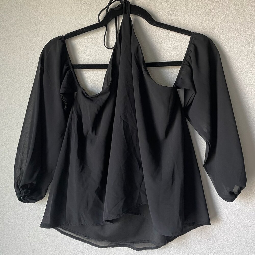 AQUA Off the Shoulder Top - Size M